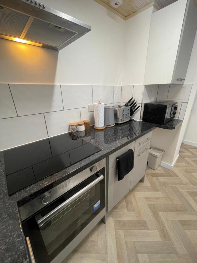 Unique Duplex Apartment Free Parking Free Wi-Fi 6 Minutes From Leeds City Centre المظهر الخارجي الصورة