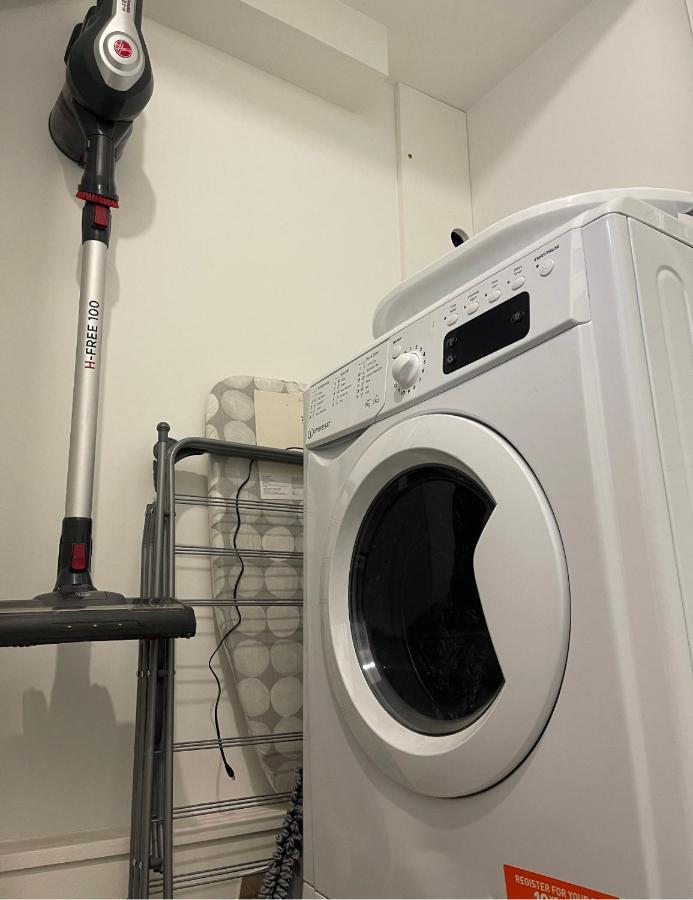 Unique Duplex Apartment Free Parking Free Wi-Fi 6 Minutes From Leeds City Centre المظهر الخارجي الصورة