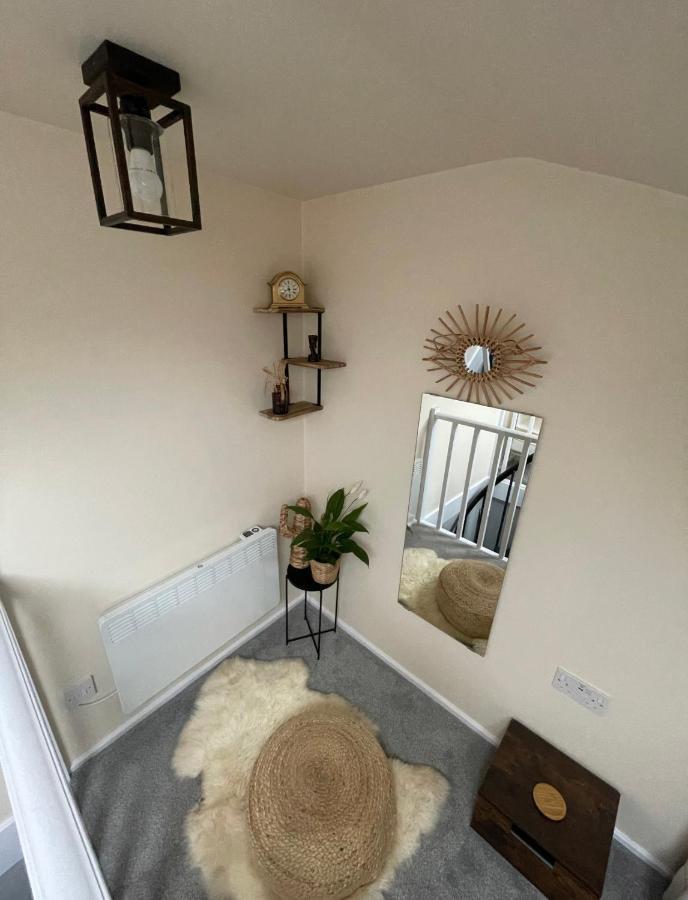 Unique Duplex Apartment Free Parking Free Wi-Fi 6 Minutes From Leeds City Centre المظهر الخارجي الصورة